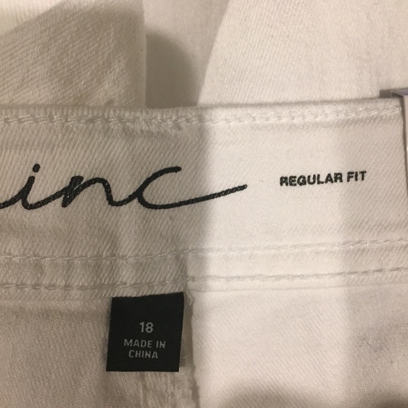 Plus size white shorts! - Picture 5 of 6